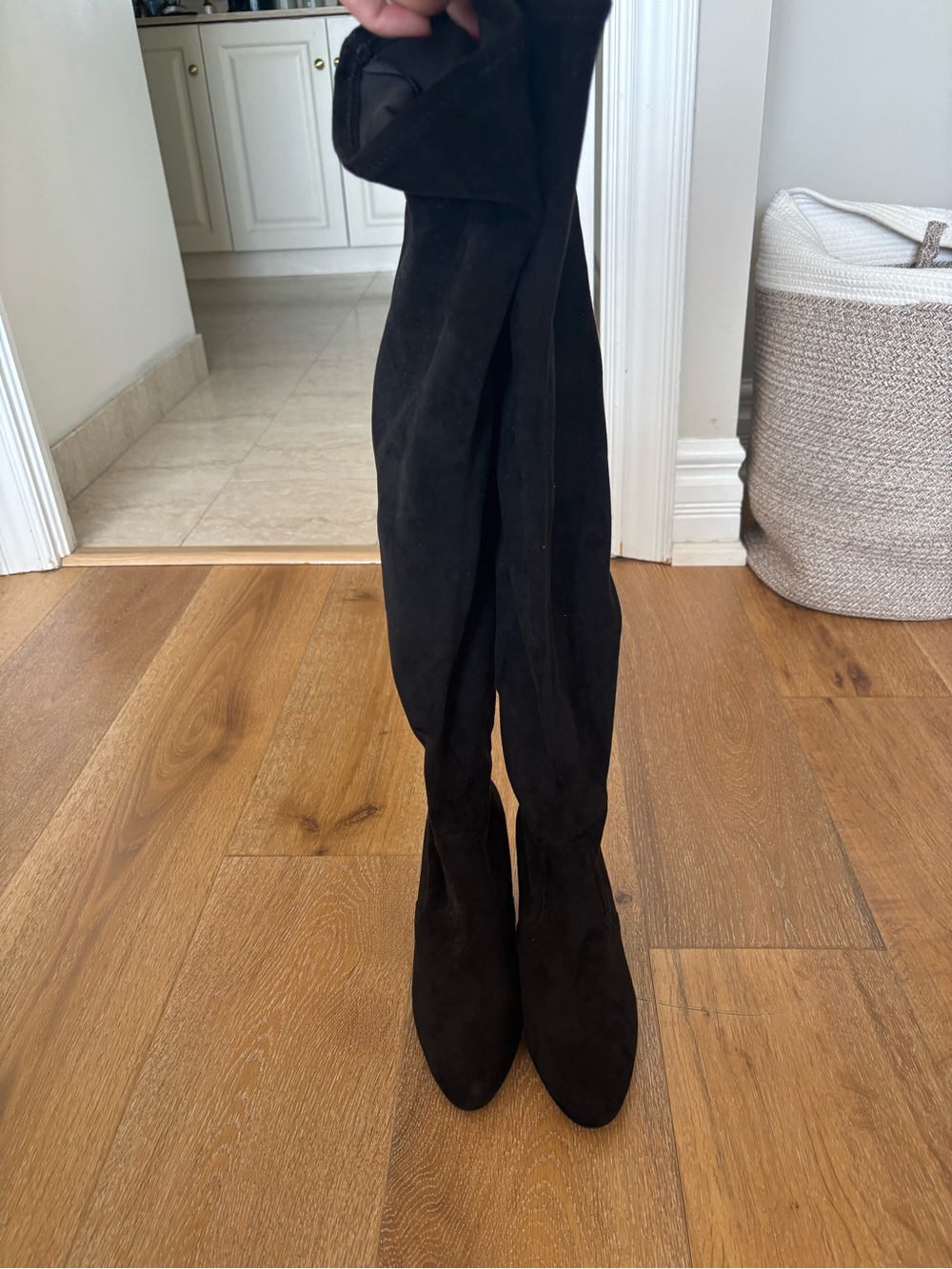 Steve Madden Black Over-the-Knee Women's Boot - Classic Suede Look